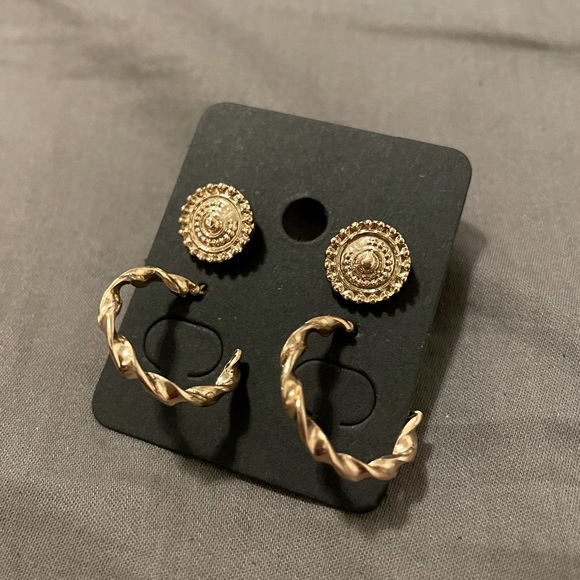 2-pair small hook gold earring set - Picture 1 of 2